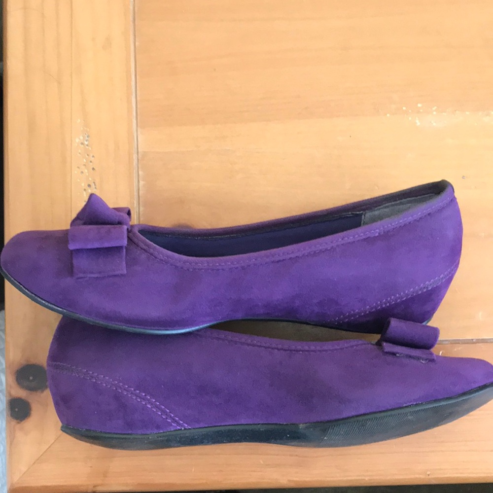 Annie Purple Suede Flats Size 7 + FREE Gray Flats